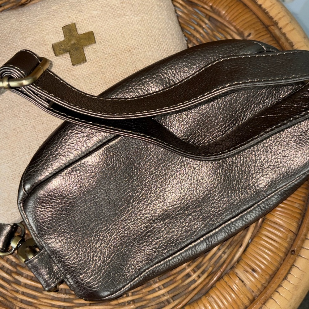 HOBO Metallic Bronze Leather Crossbody Belt Bag - Women - Picture 3 of 5